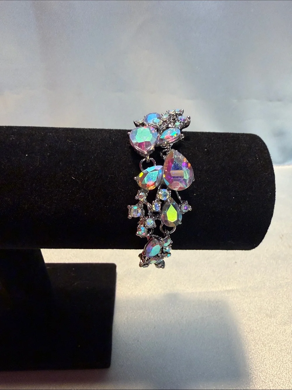 Source Unknown Aurora Crystal Teardrop Bracelet - Iridescent